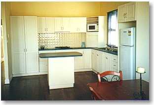 Esperance Beach House Esplanade Apartments - Accommodation VIC 3