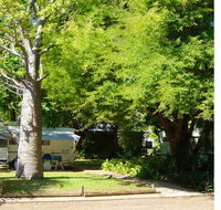 Town Caravan Park - Accommodation VIC