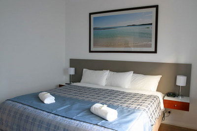 Clearwater Motel Apartments - Accommodation VIC 1