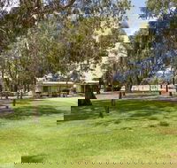 A Maze'N Things Holiday Park and Motel - Accommodation VIC