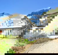 Century 21 SouthCoast Tennis Elbow - Accommodation VIC