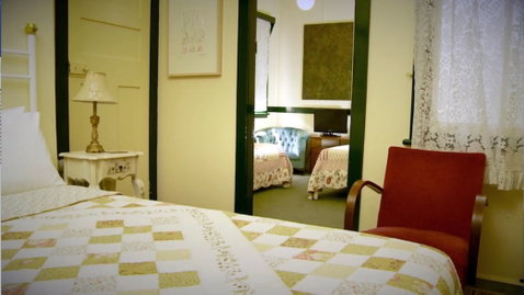Chalet Guesthouse And Studio - Accommodation VIC 1