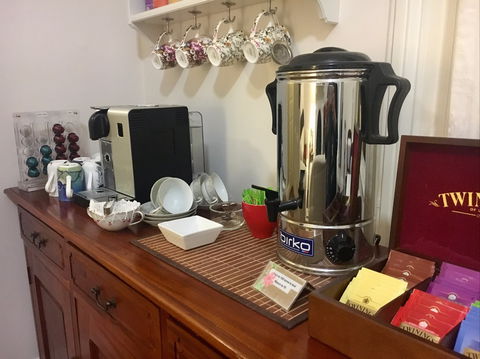 Dunmoylen House Bed And Breakfast - Accommodation VIC 1