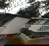 Lake Albert Caravan Park Meningie SA - Accommodation VIC