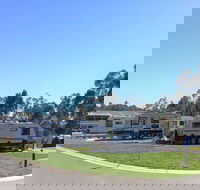 Lilydale Pine Hill Caravan Park - Accommodation VIC