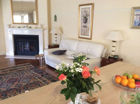 Linden Tree Manor - Accommodation VIC 0