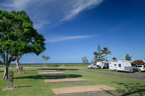 Moore Park Beach Holiday Park - Accommodation VIC 0
