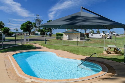 Moore Park Beach Holiday Park - Accommodation VIC 1