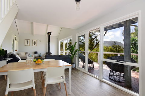 Treetops - Accommodation VIC 2