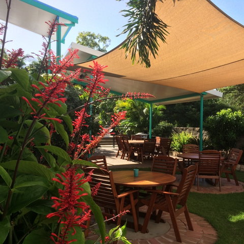 Tropical Palms Resort & 4WD Hire - Accommodation VIC 0