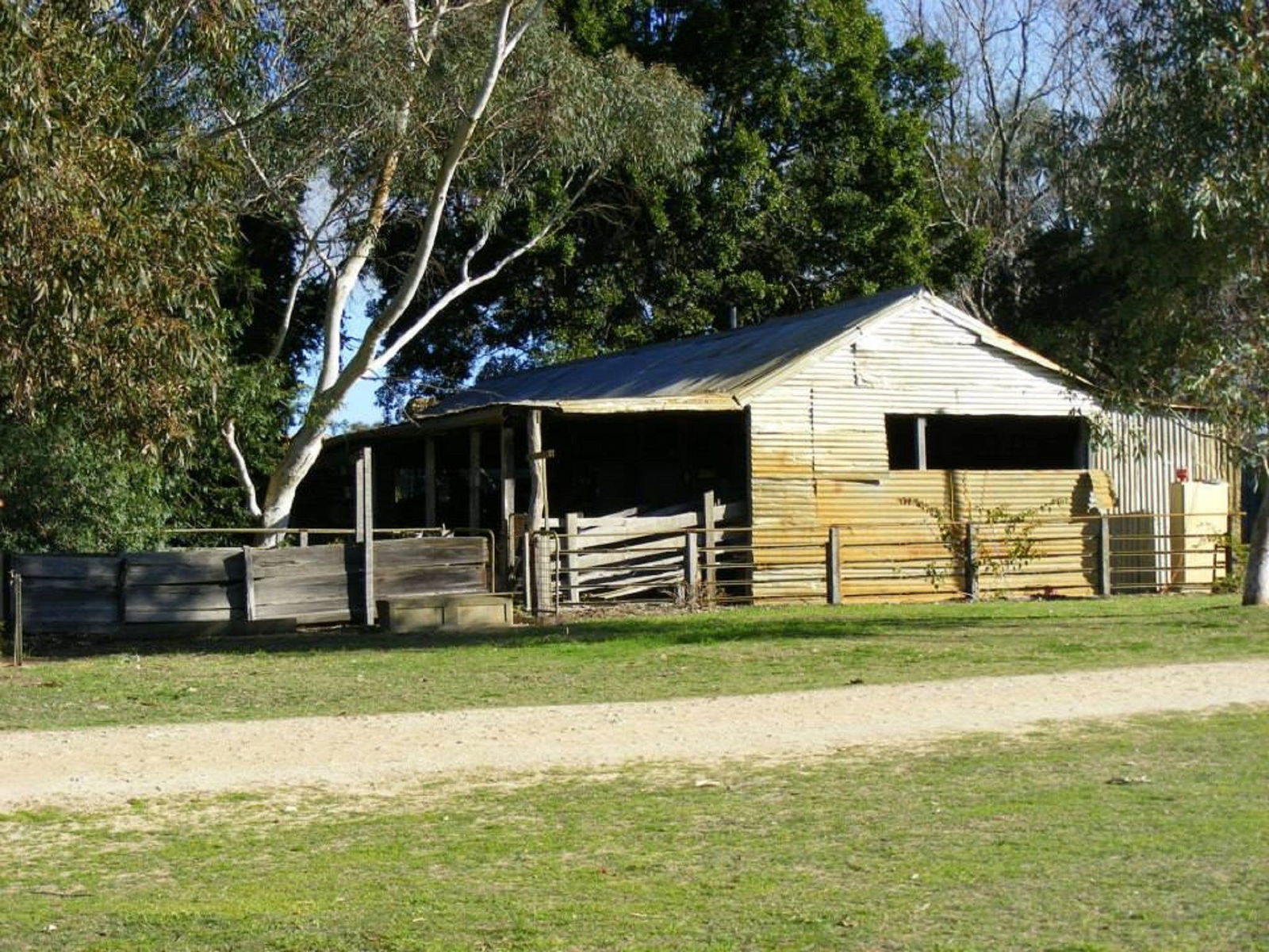 Neergabby WA Accommodation VIC