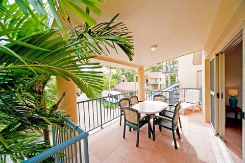 At Beach Court Holiday Villas - Accommodation VIC 1
