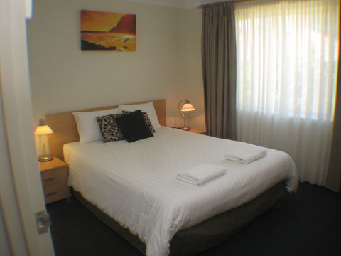 Beaches Serviced Apartments - Accommodation VIC 1