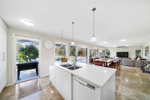 CUB Country House - Berry - Accommodation VIC 2