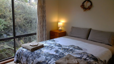 Emerald Park Holiday Farm - Accommodation VIC 1