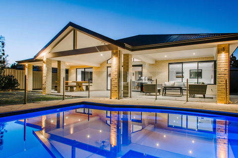 Fairways - Accommodation VIC 0