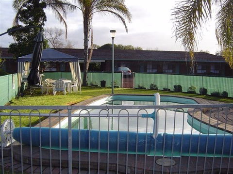 Kanimbla Motor Inn - Accommodation VIC 2
