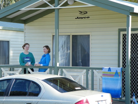 Lake Hamilton Motor Village And Caravan Park - Accommodation VIC 0