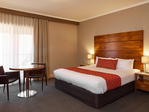 Quality Hotel Dickson - Accommodation VIC 2