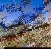 Reids Flat Cottage - Accommodation VIC