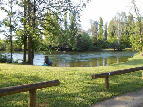 Riverglade Caravan Park - Accommodation VIC 1