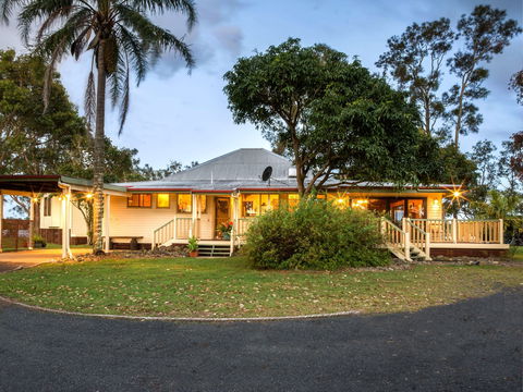 Riverside Holiday Retreat Yamba - Accommodation VIC 1