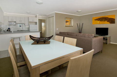 South Pacific Apartments - Accommodation VIC 0
