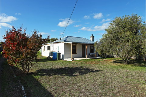 Stable Cottage - Accommodation VIC 1