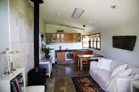 The Eco Lodge - Cox's River Rest - Accommodation VIC 1