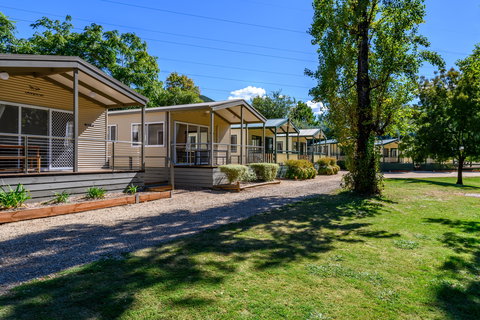 Bright Riverside Holiday Park - Accommodation VIC 2