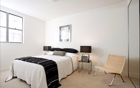 Executive Two Bedroom Unit Crows Nest - Accommodation VIC 0
