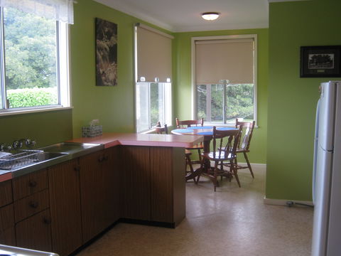 Figtree Cottage - Accommodation VIC 2