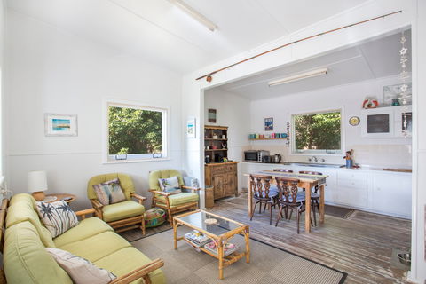 Retro Cottage - Accommodation VIC 2