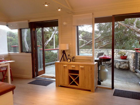 Serenity Cottage - Accommodation VIC 2