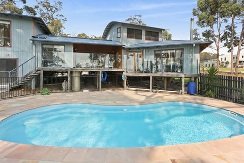 Tura Tree House - Accommodation VIC 1