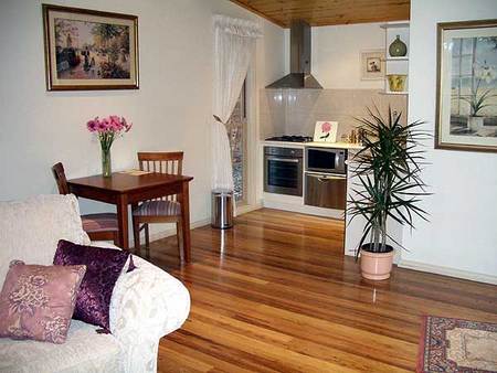 Myers Creek Cascades Luxury Cottages - Accommodation VIC 5