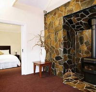 Lakes Entrance Waverley House Cottages - Accommodation VIC