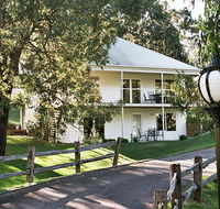 McMillans of Metung Coastal Resort - Accommodation VIC