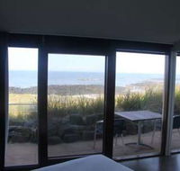 Hearns Beachside Villas - Accommodation VIC
