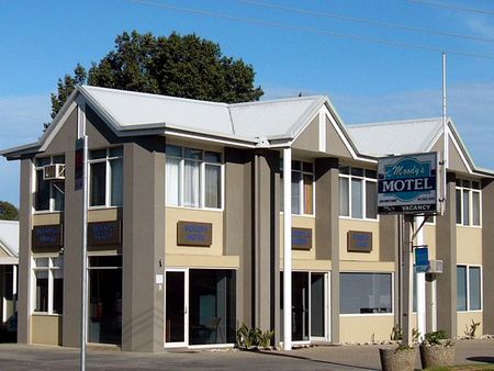 Moodys Motel - Accommodation VIC 0