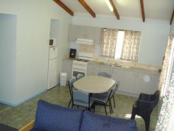Borderland Holiday Park - Accommodation VIC 4