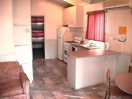 Apex RiverBeach Holiday Park - Accommodation VIC 2