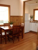 Loves Lane Cottages - Accommodation VIC 5