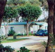 The Lakes Beachfront Holiday Retreat - Accommodation VIC
