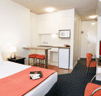 City Limits Hotel Apartments - Accommodation VIC