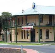 Caledonian Hotel Motel Echuca - Accommodation VIC