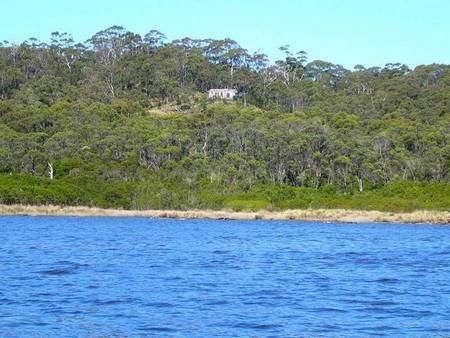 The Island Spa And Cottages - Accommodation VIC 2