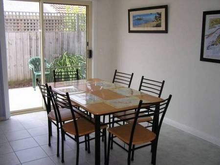 Wyndham On Cowes - Accommodation VIC 3