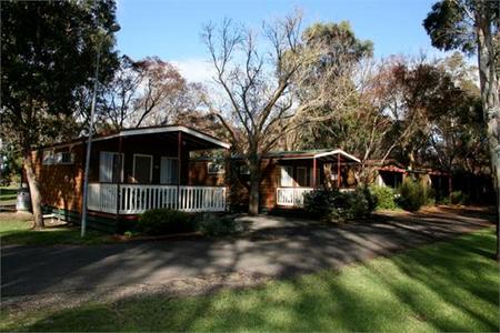 Sale Motor Village - Accommodation VIC 5