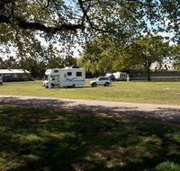 Sale Showground Caravan and Motorhome Park - Accommodation VIC